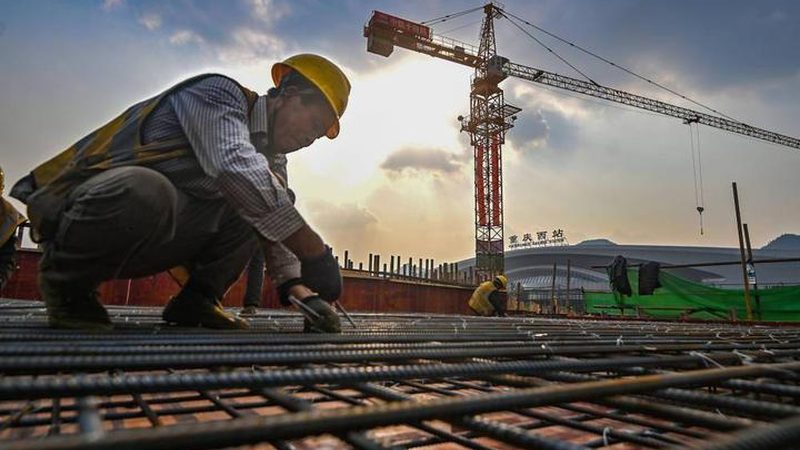 建筑资质代办：2025收费标准解析与合规要点
